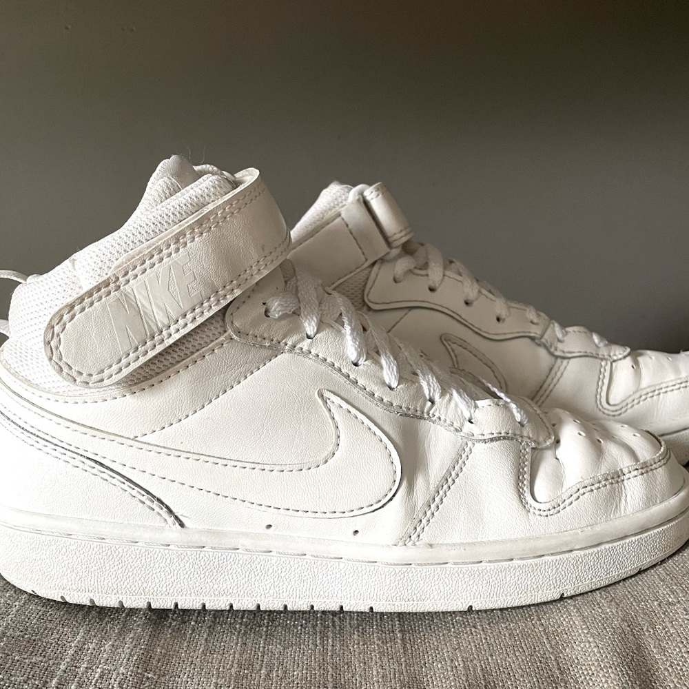 Nike Borough Mid 2 youth
